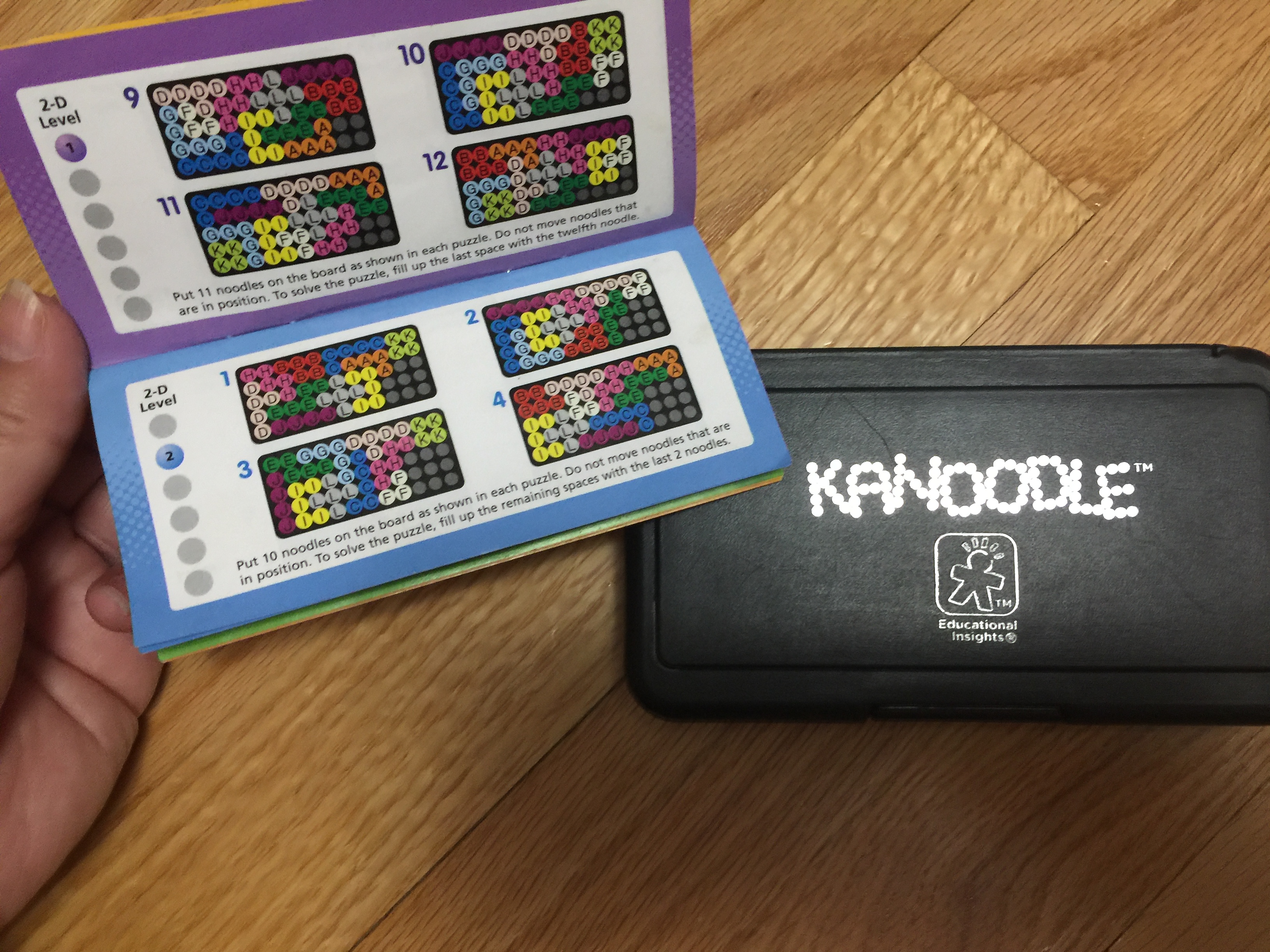 Kanoodle game and solution book